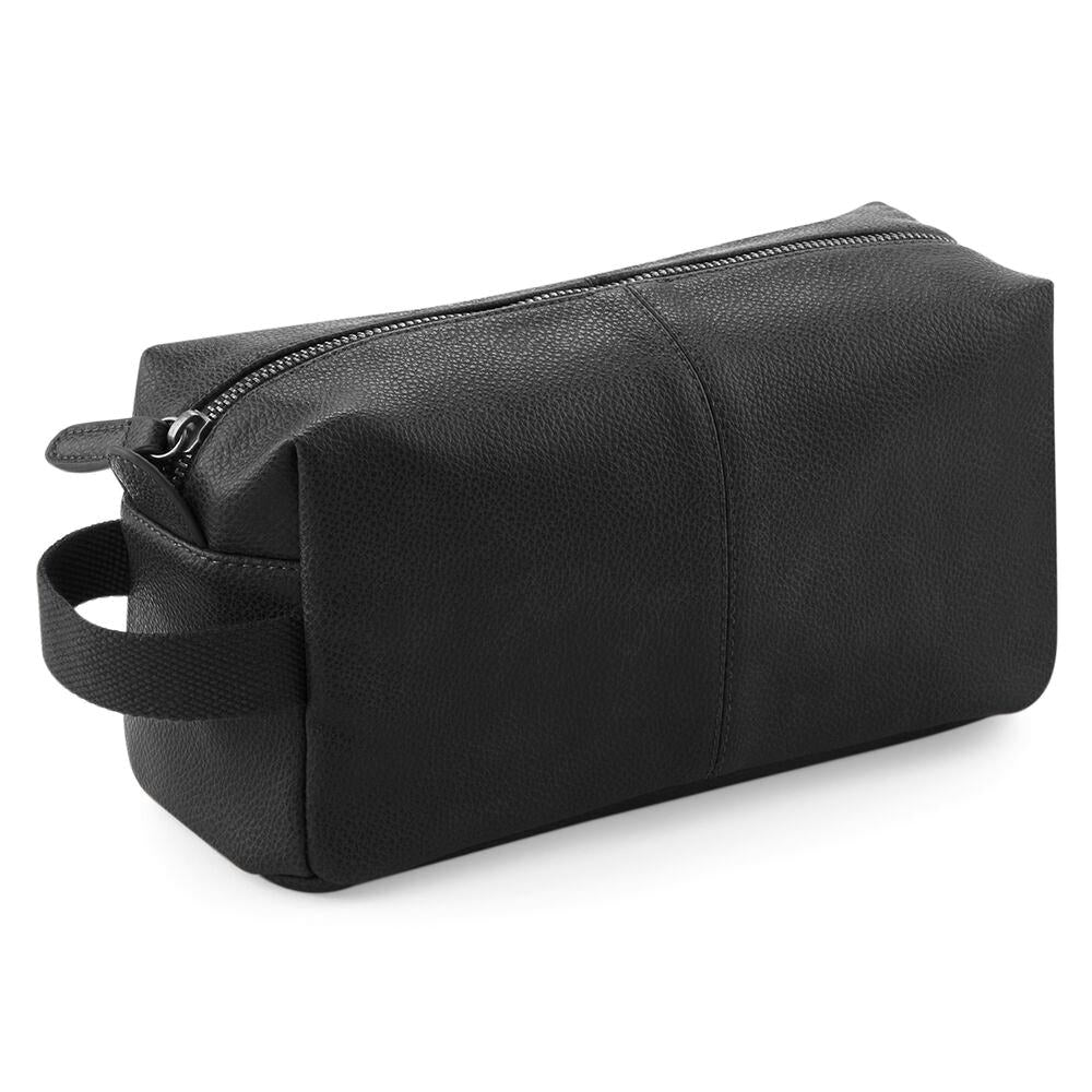 Washbag Personalised – Men’s Leather Wash Bag with Strap